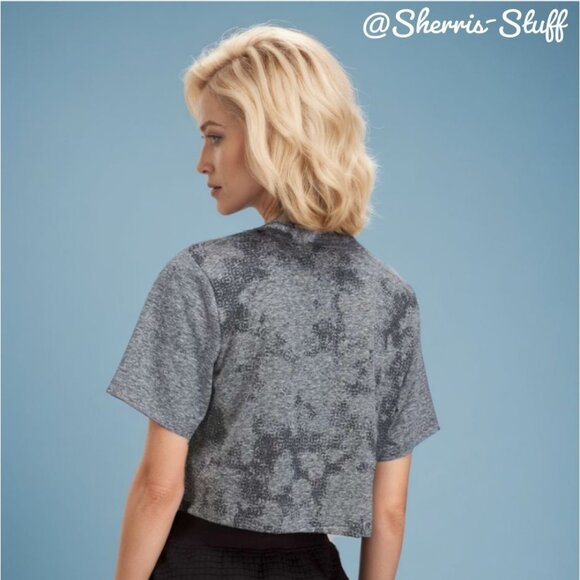 Lululemon Lab Gray Relaxed Cropped Crewneck T-Shirt Soft Wick Fabric Size 6 - Picture 2 of 8